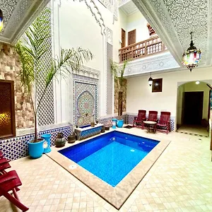 Nouhal Casa de hóspedes