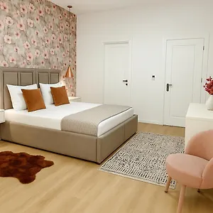 Hotel Capital
